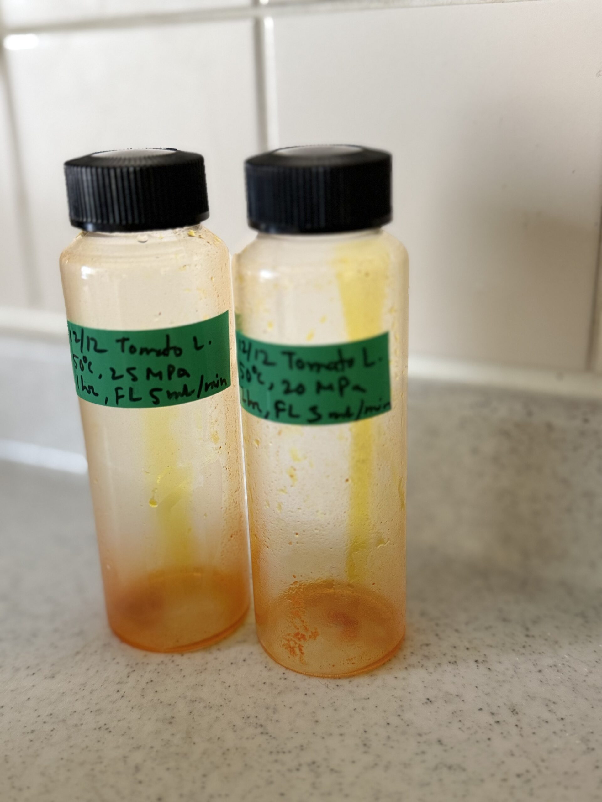 トマトリーフCO2抽出